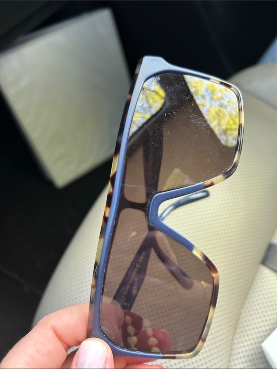 Tortoiseshell Shield Sunglasses for Women - Brown Lenses
